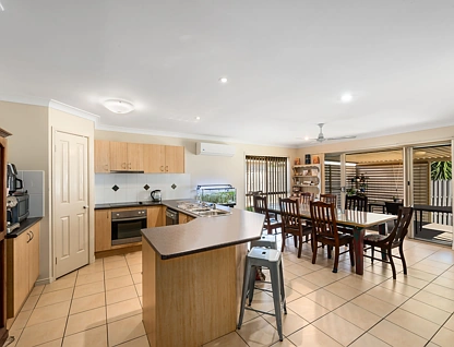 22 Tait Avenue, Redbank Plains, Ipswich - Greater Region, 4房, 2浴, House