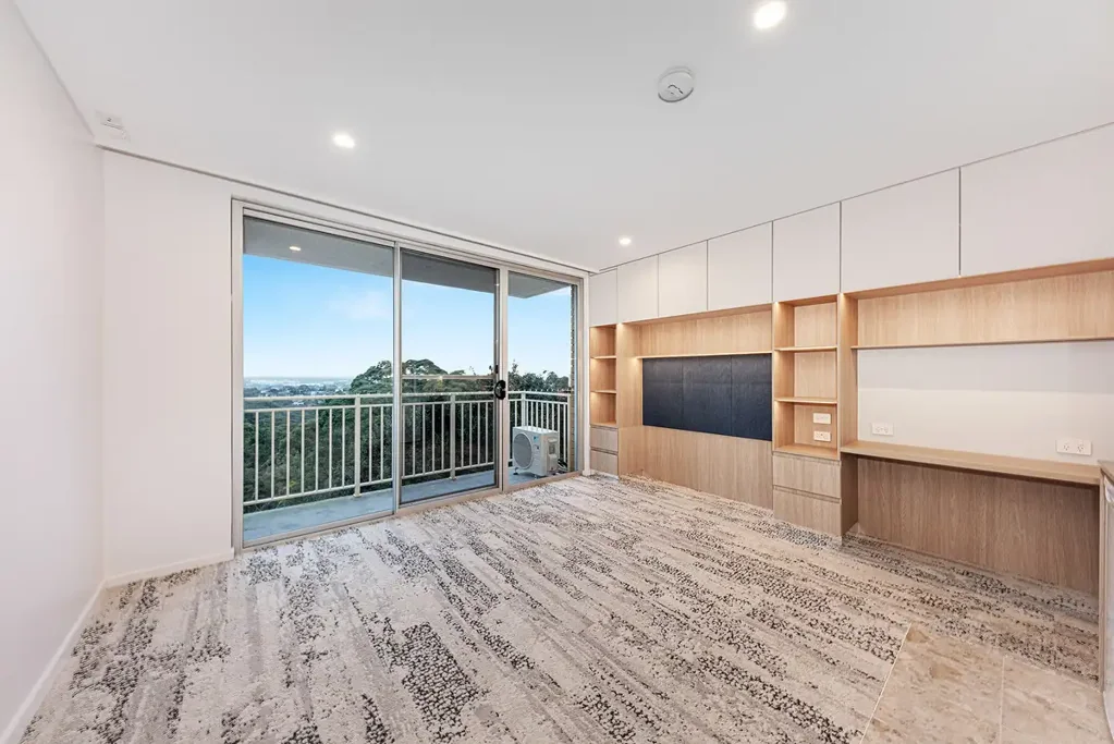 Elegant Studio Apartment with Stunning Views in 'The Coronation' Complex