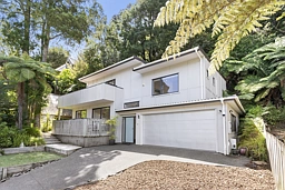 26 Pluto Place, Beach Haven