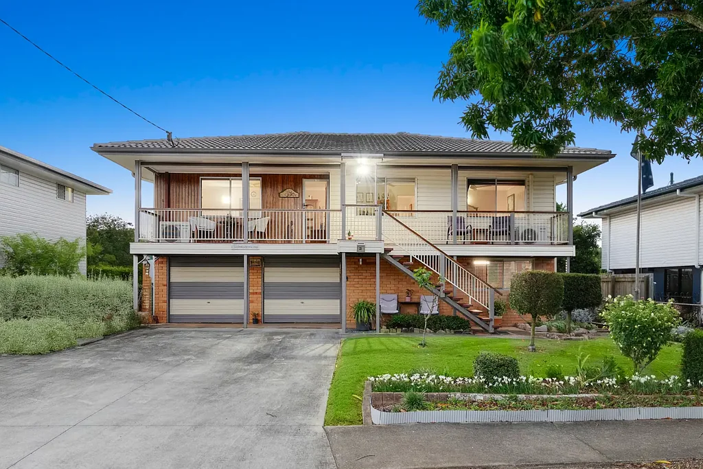 33 Lyndon Street, Kallangur, QLD 4503