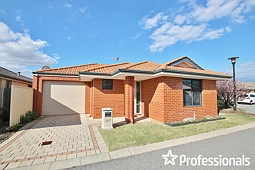 27/11 Hazlett Way, Canning Vale