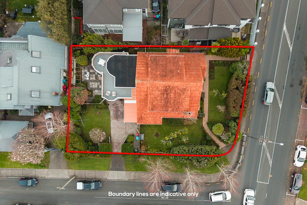Greenlane 5 Bedroom Live, Work and Grow