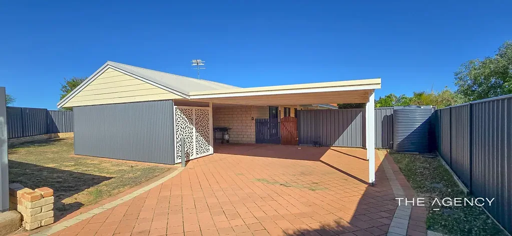 11B Crocos Circuit, Kalbarri, WA 6536