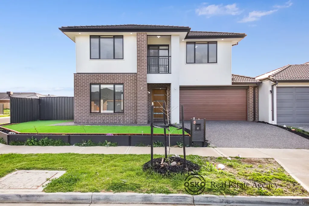 Tarneit 5غرفة نوم Experience Luxury Living in a Double-Storey Gem at 6 Cockerell Street: Your Perfect Tarneit Retreat Awaits!