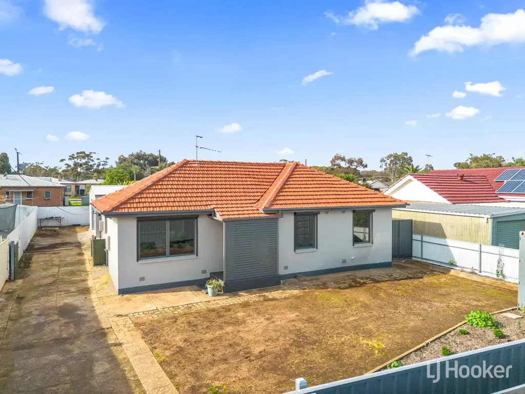Davoren Park 3غرفة نوم Renovated Family Home with an Incredible Shed!