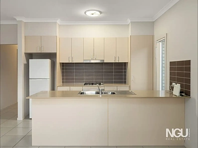 58 Leon Capra Drive, Augustine Heights, QLD 4300, 4房, 2浴, House