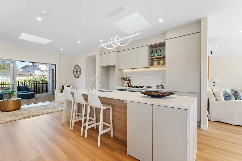 Massey 4房  Sophisticated Living | Freehold & Freestanding - Available Now!