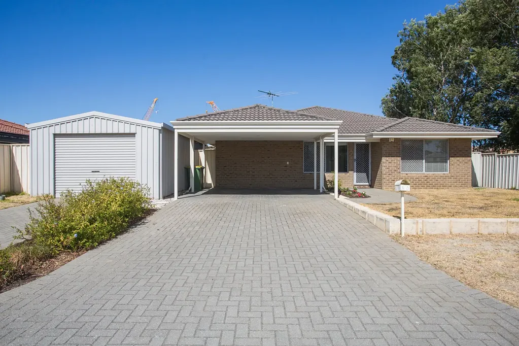 28 Carpenteria Cres, Kenwick, WA 6107