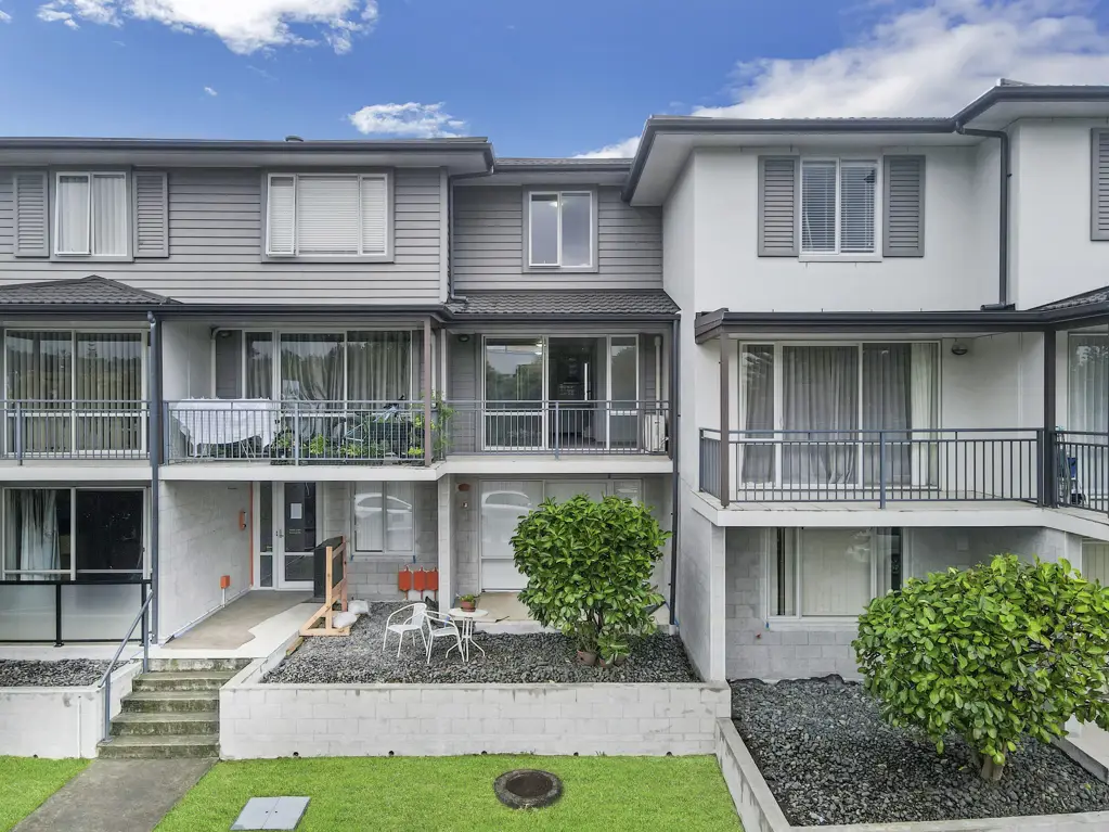 East Tamaki 2Phòng ngủ Prime Location in Botany!
