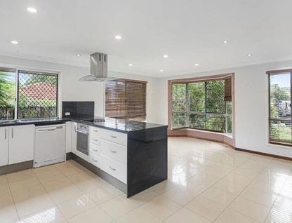 13 Kao Street Marsden, Marsden, Brisbane - Southern Region, 4房, 2浴, Townhouse