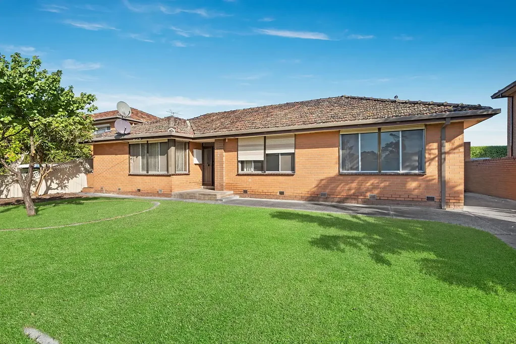 8 Penn Court, Fawkner, VIC 3060