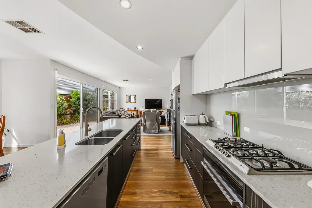 West Lakes 3 Slaapkamer Dress Circle location