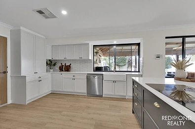 44 Apsley Bend, Tapping, WA 6065, 4房, 2浴, House