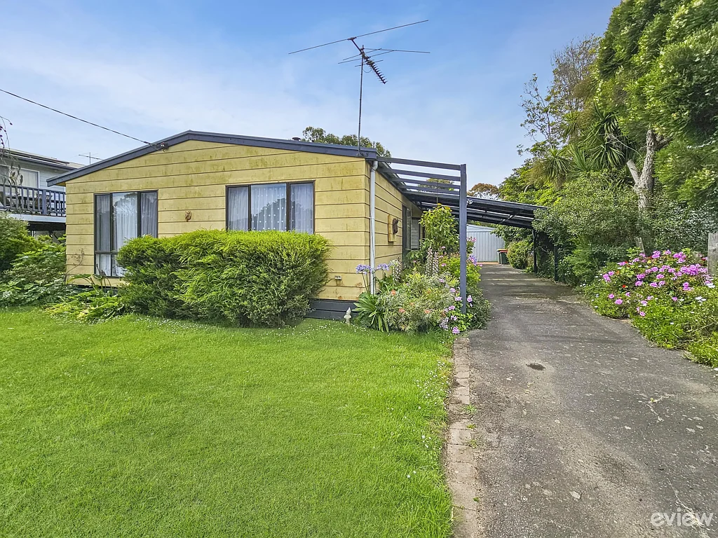 94 Scenic Drive, Cowes, VIC 3922
