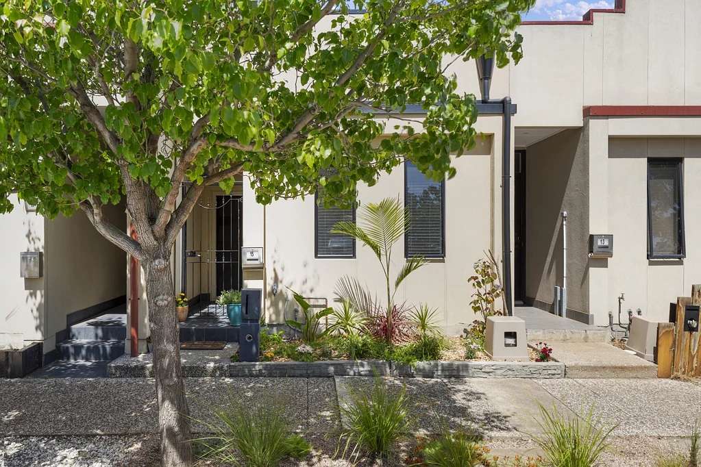15 MacKenzie Circuit, Mawson Lakes, SA 5095
