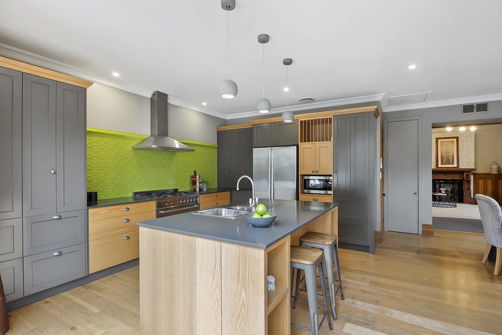 North East Valley 4chambre A Statement Villa for Modern Family Living
