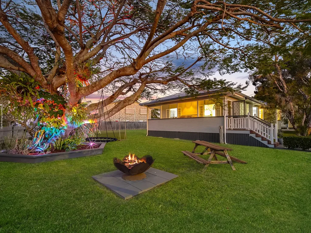 Point Vernon 3Kwarto Character-filled Bayside Oasis!