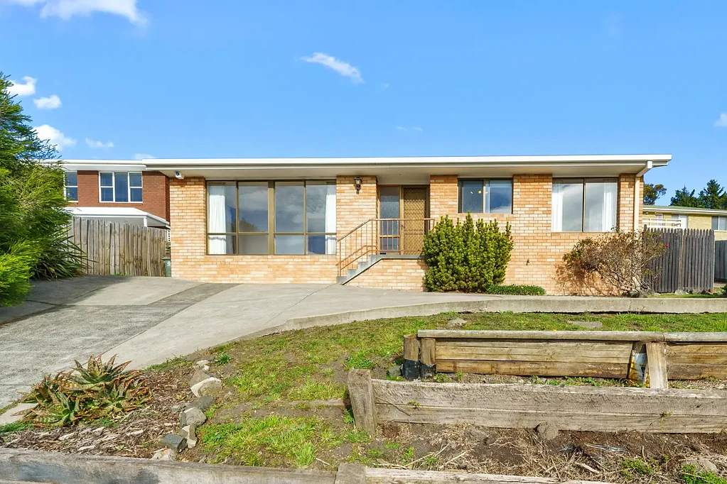 64 Sunshine Road, Austins Ferry, TAS 7011