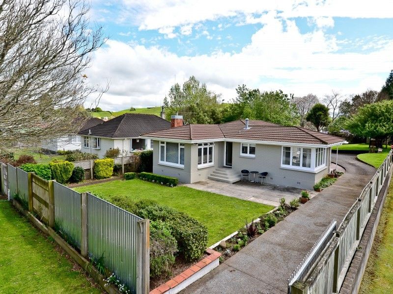 26 Station Street, Tirau