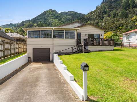 Te Aroha 5غرفة نوم Character 1920s home plus detached 2017 Kiwi Home!