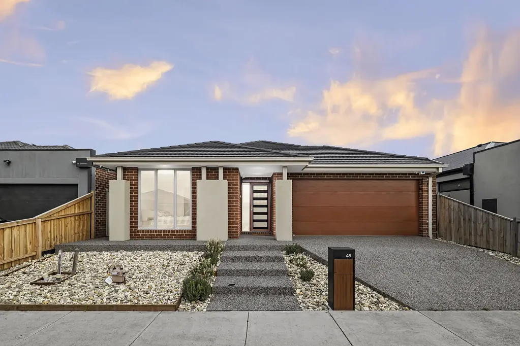 Wollert 4房  Light, Space & Style in a Growing Community