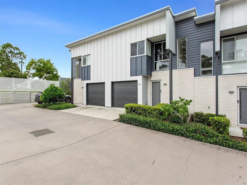 104/21 Emerald Place, Bridgeman Downs, QLD 4035