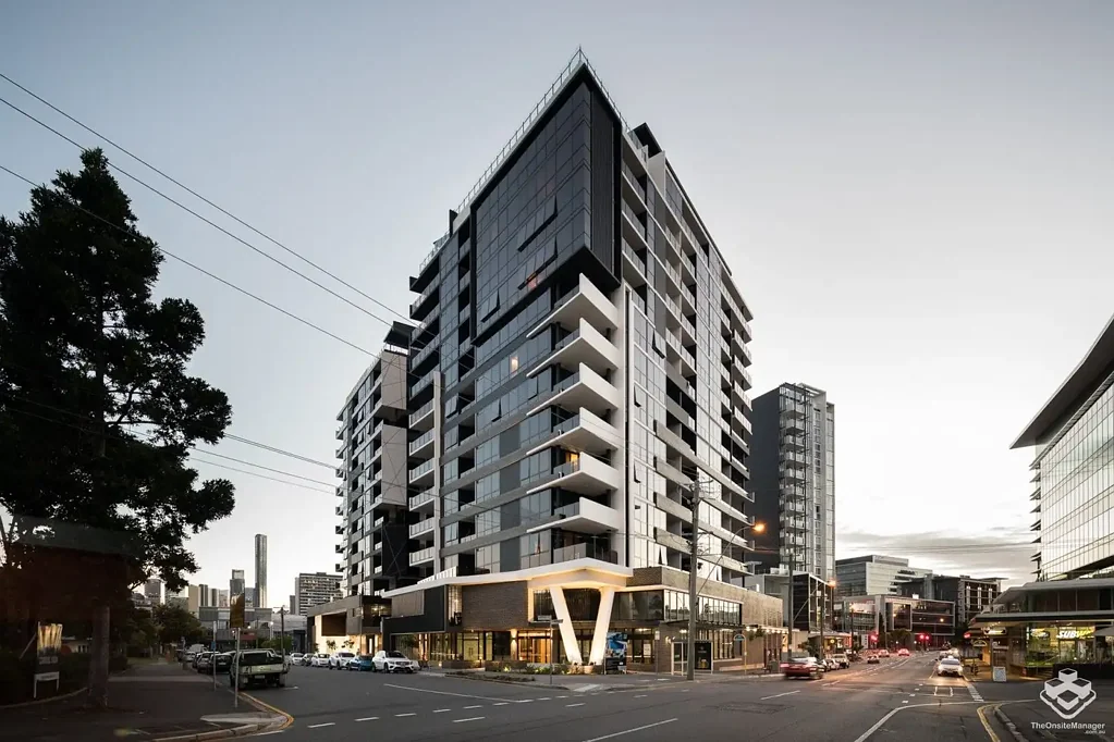 Luxury Living at La Vida – Spacious Unit in the Heart of Newstead