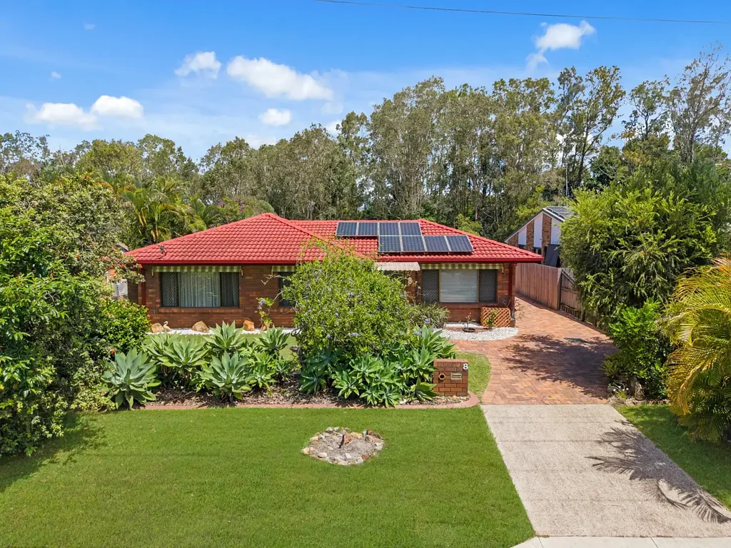 8 Yango Street, Pacific Paradise, QLD 4564