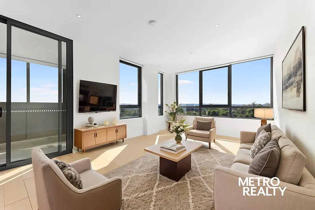 Light-Filled Designer Apartment in a Prime Macquarie Park Location