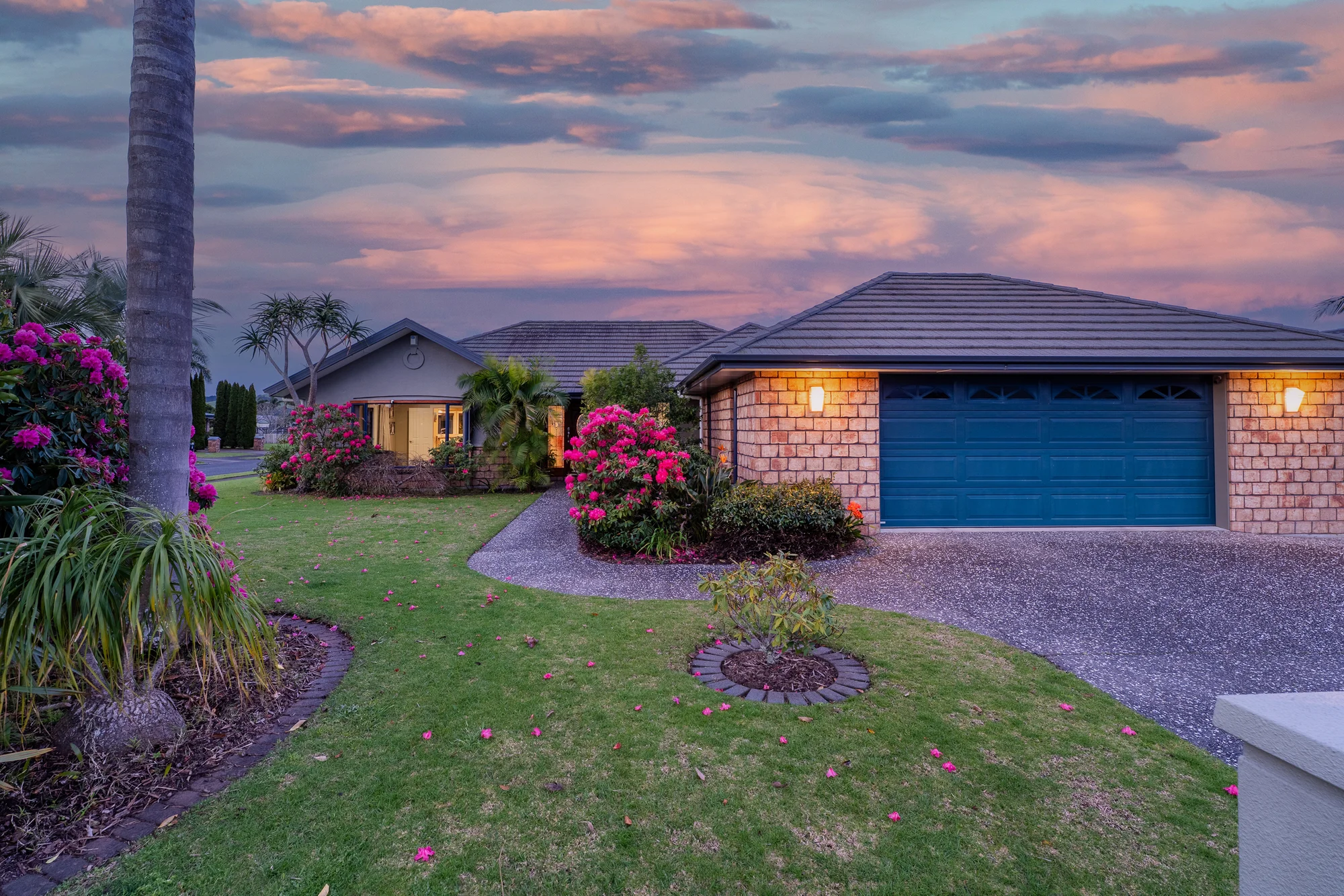 Whitianga 5 Slaapkamer EASY CENTRAL EXECUTIVE FAMILY BEACH LIVING... YOU?