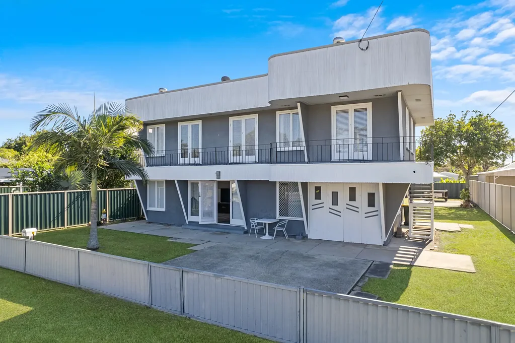 Redcliffe 3Moenga Coastal Charm on the Peninsulas most sort after area
