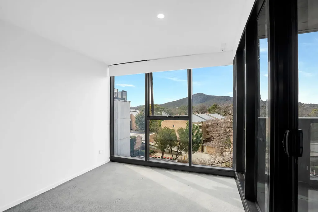 Comfort Meets Convenience, Welcoming Two-Bedroom Apartment in Metropol