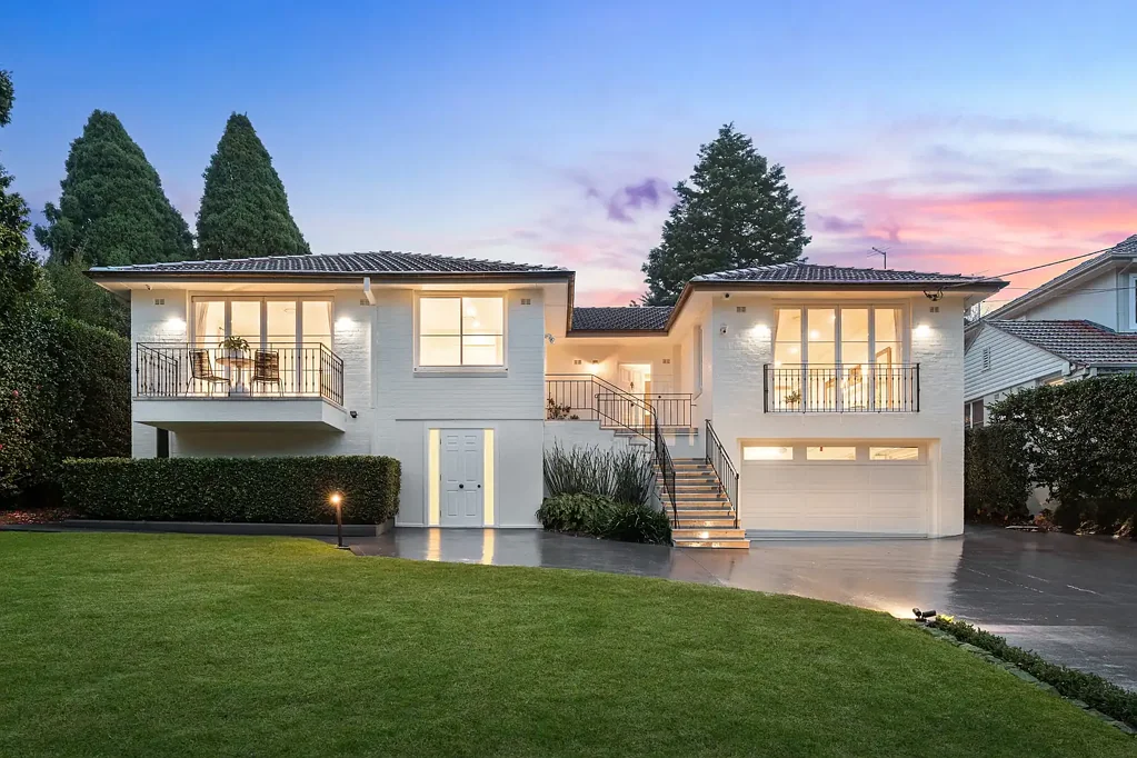 Turramurra 4Kwarto Captivating luxury with golf course vistas