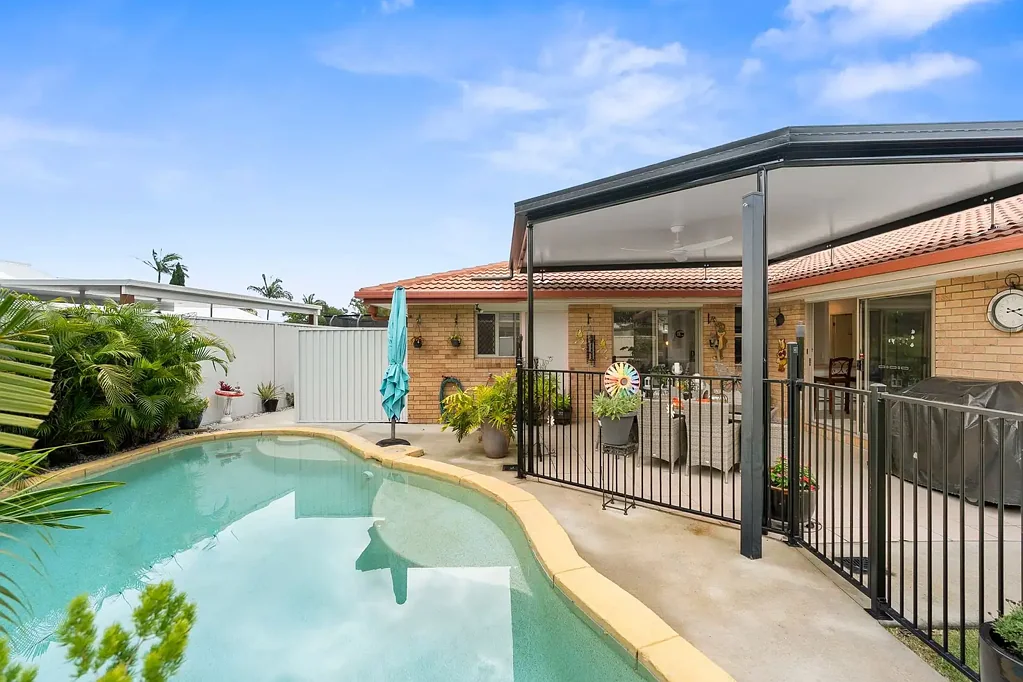 3 Dorothy Place, Varsity Lakes, QLD 4227