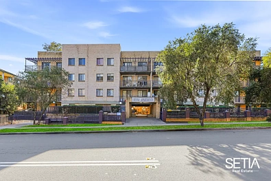 Blacktown 2房 理想首套房或投资房，地段极其便利 UNDER OFFER in 5 DAYS BY KHUSHWANT GILL & RAJESH SETIA