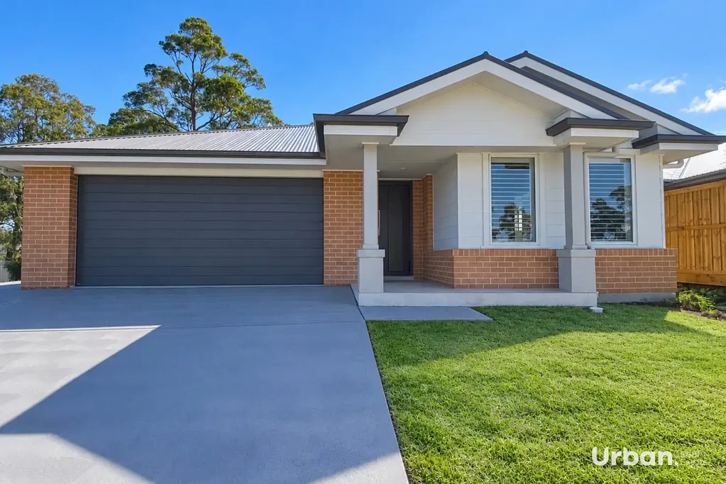 Four Bedroom Home for Lease in Bellbird. Water Usage Included!