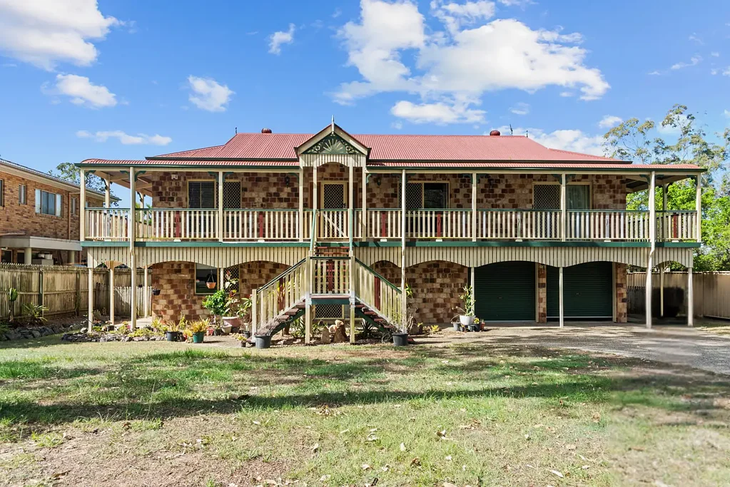Colonial sytle replica Qld'r