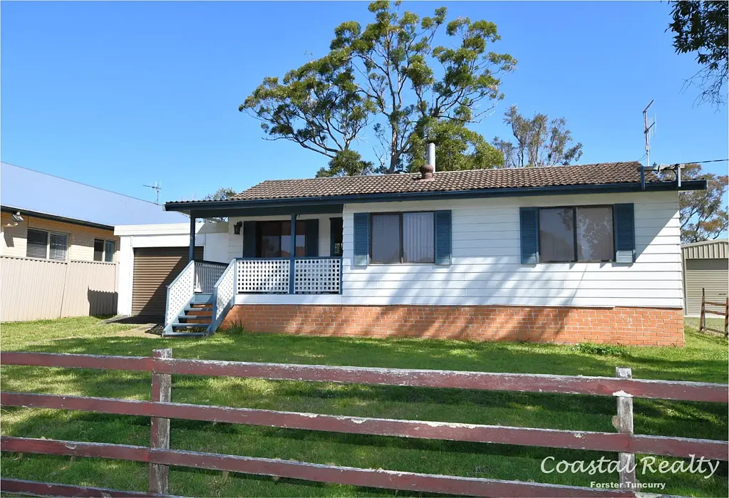 6 Wangaree Street, Coomba Park, NSW 2428
