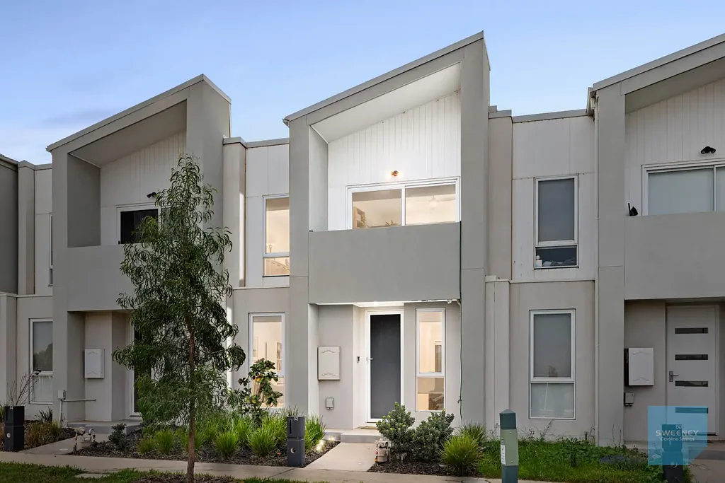 Truganina 4 Bedroom Love the style, location and low maintenance living