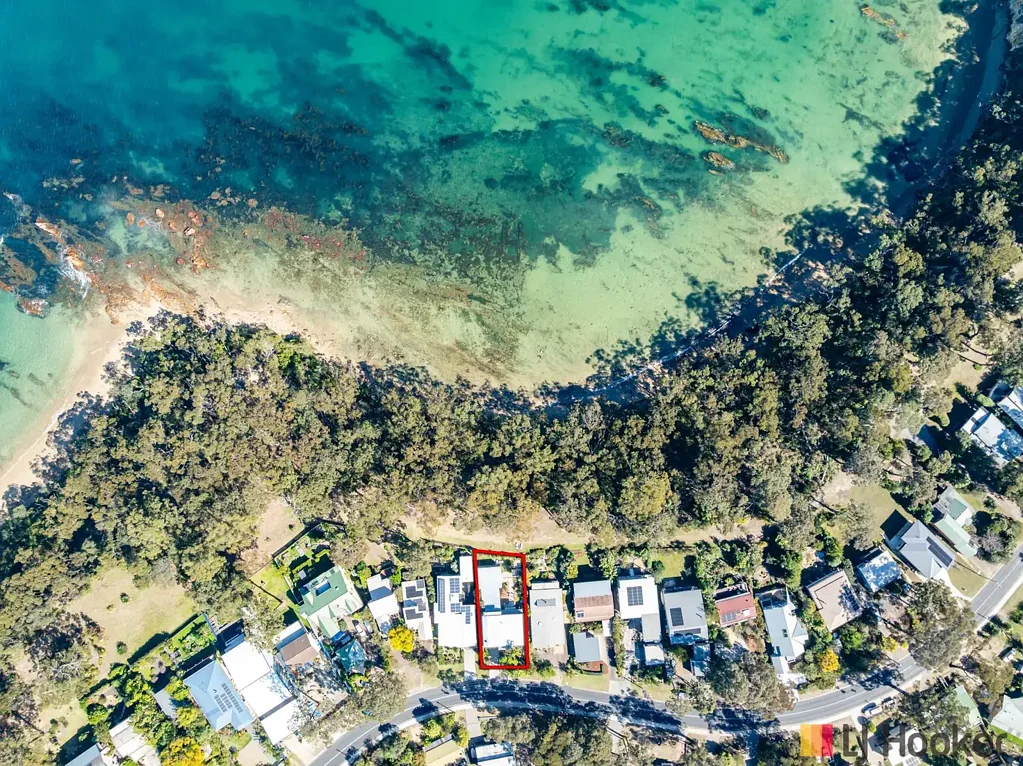 Long Beach 4બેડરૂમ Ocean Views, Oversized Garaging & Versatile Multi-Generational Living !