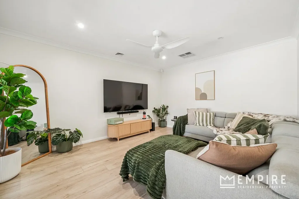 Hamilton Hill 3房  Elevated Entertainer in Quiet Cul-De-Sac