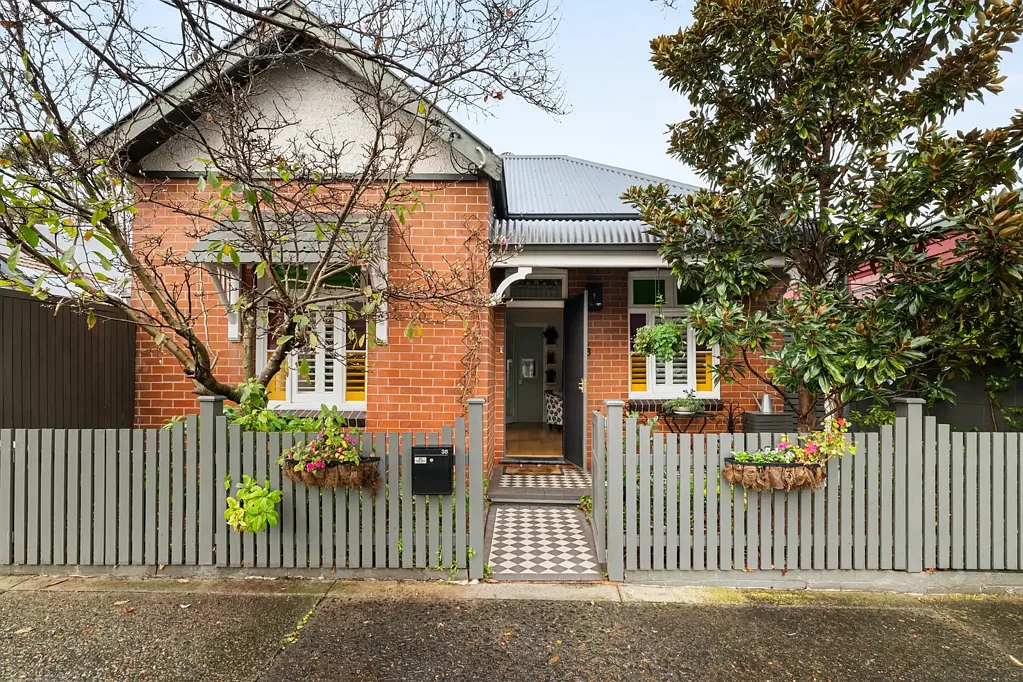 Lilyfield 3Moenga Renovated Federation Home in the Heart of Lilyfield