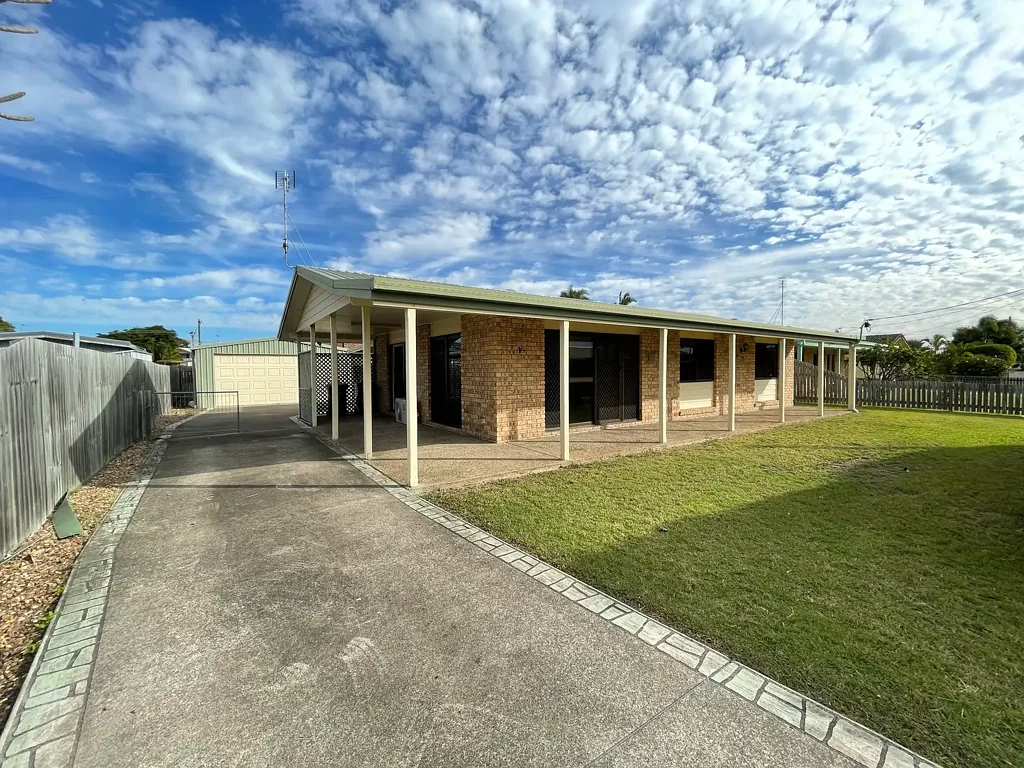 Smell the Sea Air - Neat 3 Bedroom Home