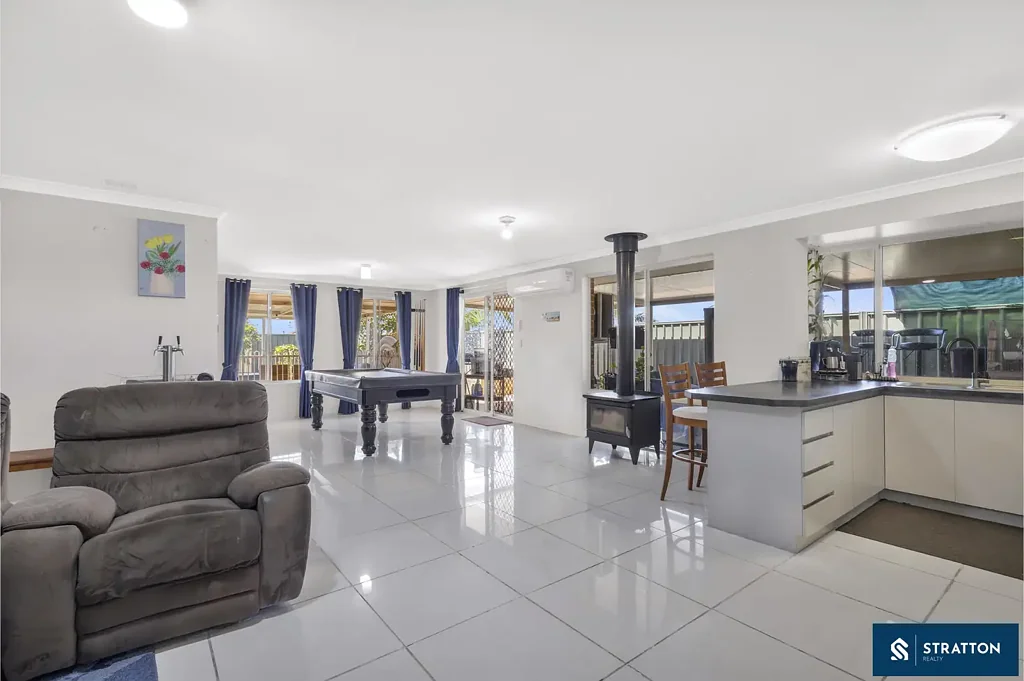 100 Seagrove Boulevard, Merriwa, WA 6030