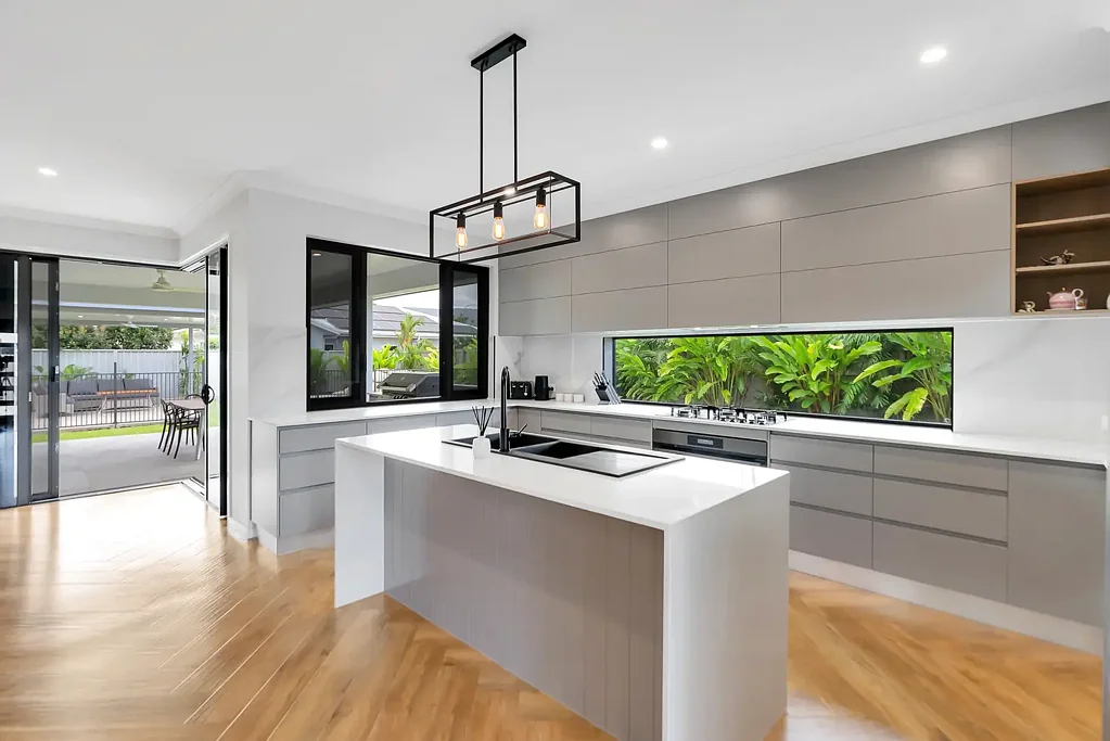 Trinity Beach 4Kwarto Spacious 1,019sqm Block with Side Access | Custom-Designed Home | Multiple Entertainment Areas