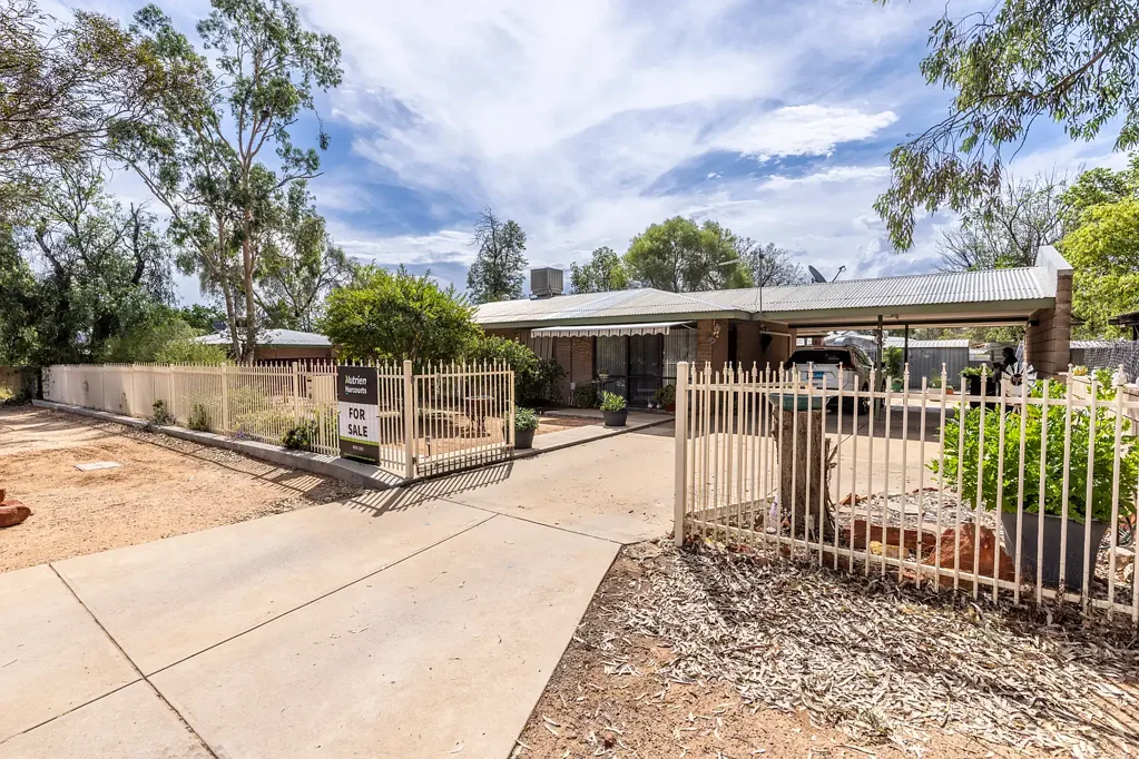140 Kurrajong Drive, East Side, NT 870