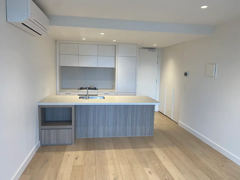 Luxury Bayside Living at Hampton Quarter - 6 Month Lease Only.