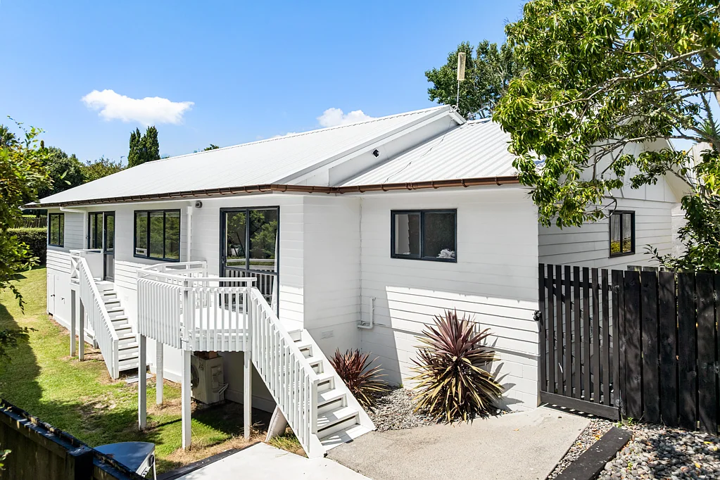 2/25 Flaxdale Street, Birkdale, North Shore City, Auckland
