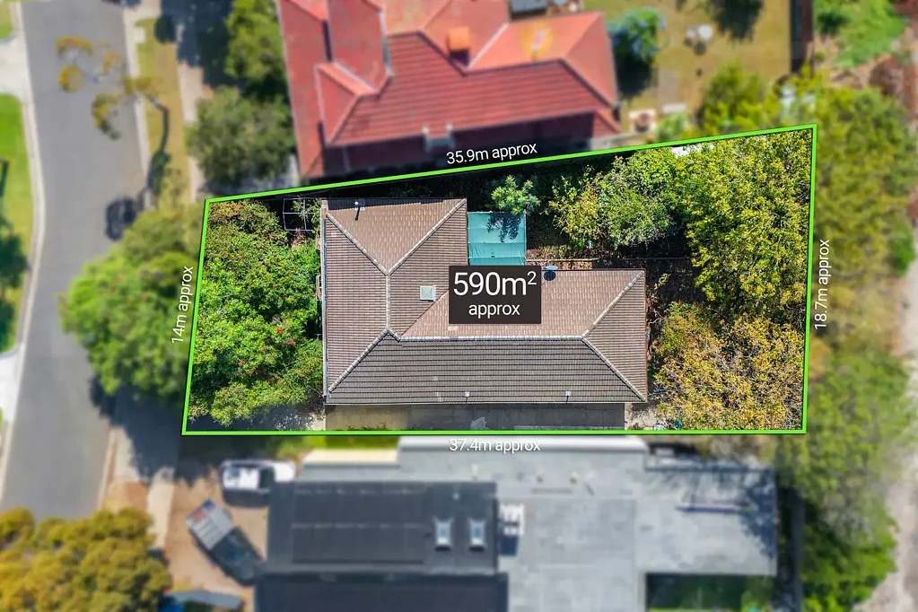 94 Simmons Drive, Seaholme, VIC 3018