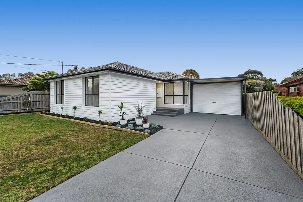 Keilor Downs 3कमरा Stylish Hamptons Inspired Living with Space to Entertain.